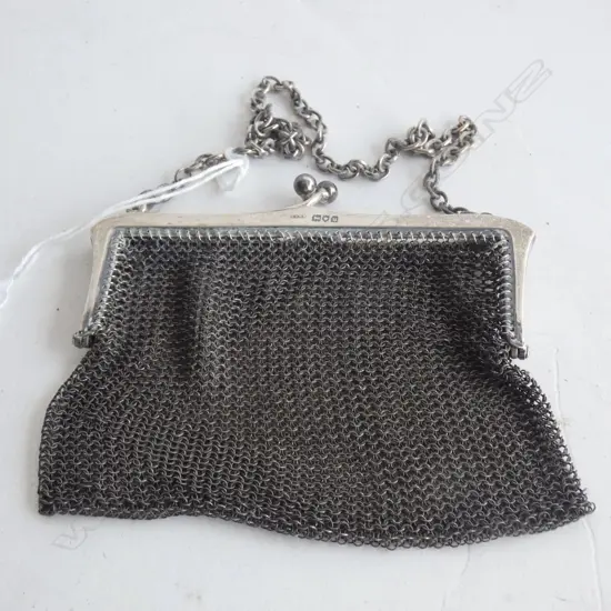 SM STG SILVER FRAMED CHAIN MESH EVENING PURSE 