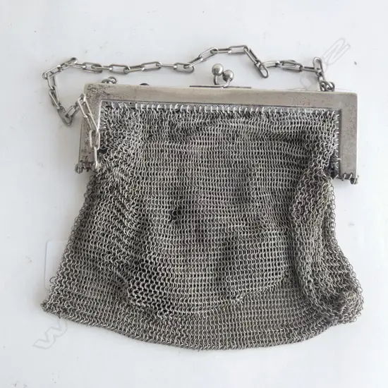VINTAGE CHAIN MESH EVENING BAG 
