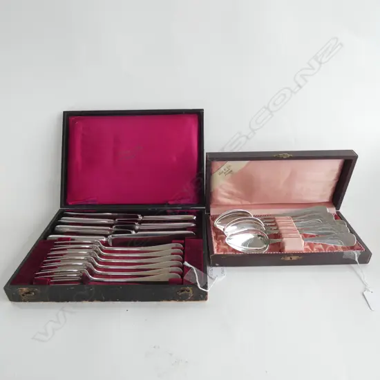 VINTAGE GERMAN WELLNER NICHT ROSTEND 12 PC CUTLERY SET; 6 KNIVES / 6 FORKS IN BOX + BOX 6 GUT&CO DESSERTSPOONS