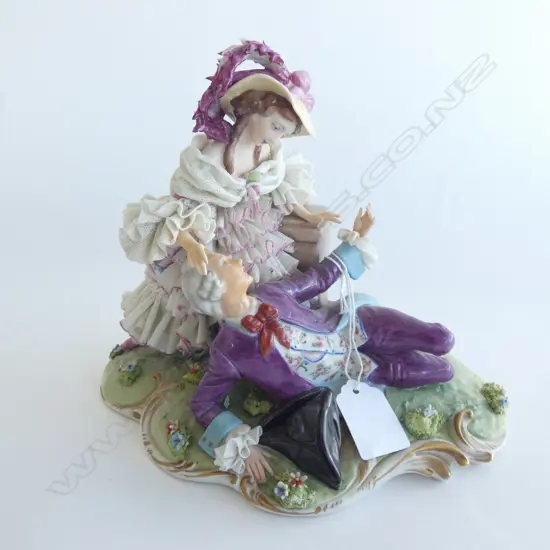 VINTAGE DRESDEN STYLE PORCELAIN LACE LADY & GENT H. 180MM