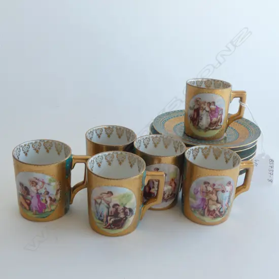 6 VINTAGE ROYAL VIENNA BEEHIVE STAMP GOLD GILDED & EMERALD PORCELAIN DEMITASSE CUPS & SAUCERS 