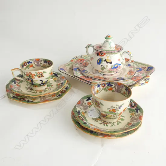 MASON IRONSTONE 2 HANDLED PLATE 2 PLATES & LIDDED BOWL PERSIAN PAT & 2 CSPS