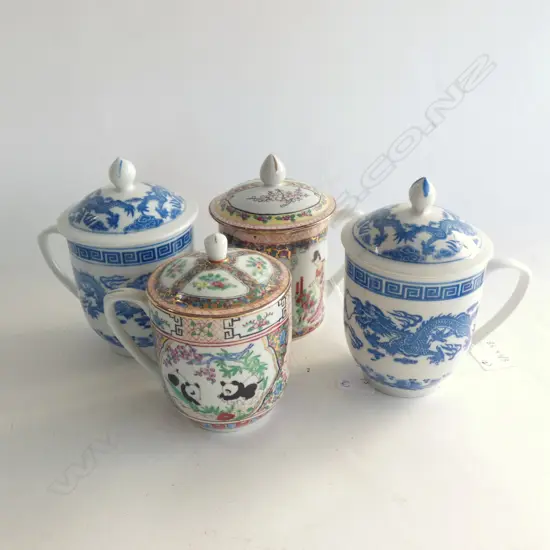 PR OF CHINESE LIDDED TEA CUPS AND TWO BLUE AND WHITE H 140 MM