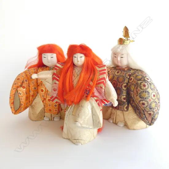 3 JAPANESE KABUKI DOLLS H.240mm on BLACK STANDS