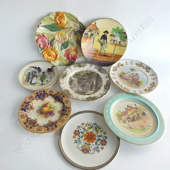 8 ASST OLD PLATES INCL ROYAL WORCESTER ETC. 