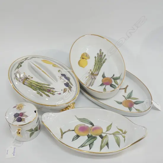 3 EVESHAM WORCESTER DISHES, LIDDED TUREEN & JAM POT