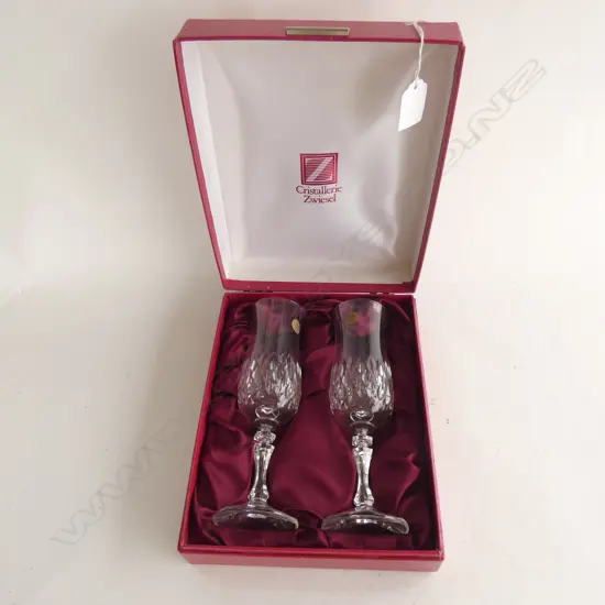 PR ZWIESEL GERMAN CRYSTAL CHAMPAGNE FLUTES - BOXED 