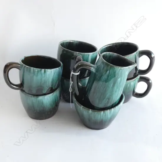 BLUE MOUNTAIN POTTERY; 6 MUGS + JUG & SUGAR BOWL