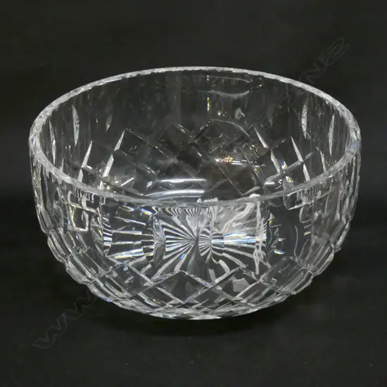 LG CRYSTAL CUT GLASS BOWL DIA 200MM
