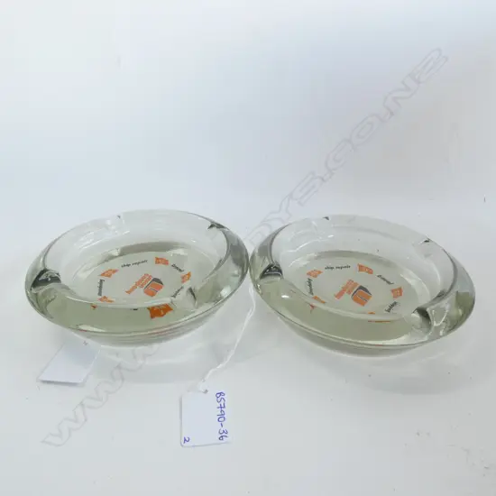PAIR VINTAGE UNION COMPANY GLASS ASHTRAYS 150MM DIAM