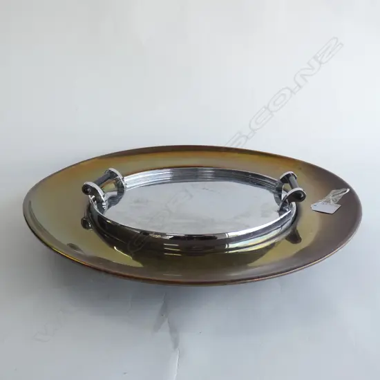 LG BRASS WALL PLATE WITH INSIGNIA DIA 445MM