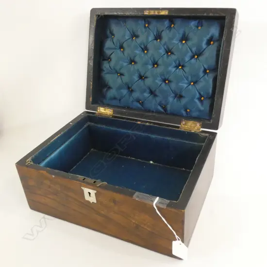 OLD WOODEN MOP INLAID BOX - PADDED INSIDE LID 