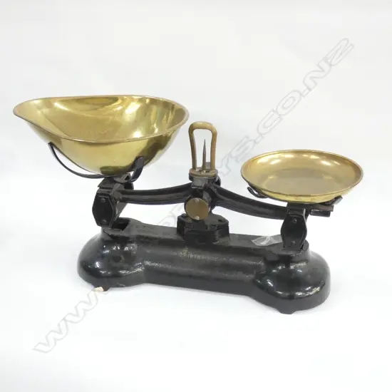 BRASS LIBRA CO SCALES, 390 X 120 X 220MM