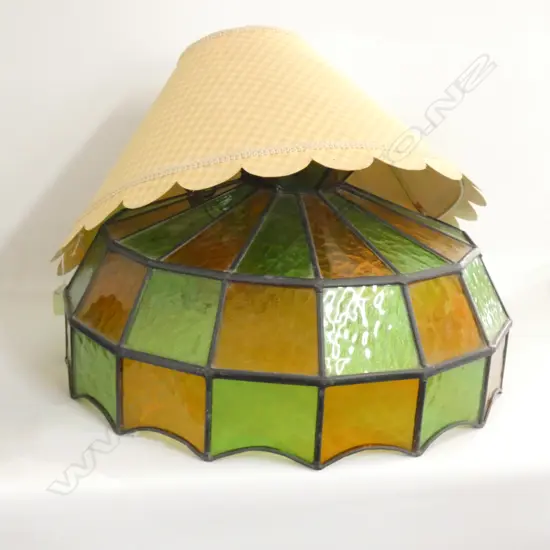 LIGHT SHADES; AMBER & GREEN LEADLIGHT (DIA 480MM) & GINGHAM SHADE DIA 465MM 