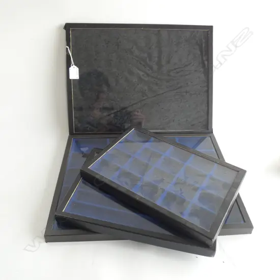 4 GLASS TOP JEWELLERY DISPLAY TRAYS - 2 SIZES (410 X 310 & 310 X 210MM)