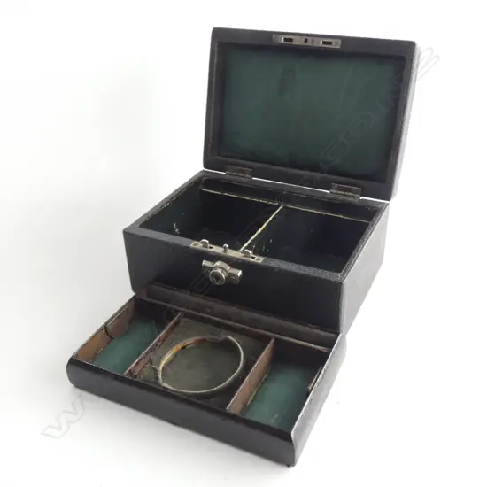 VINTAGE BLACK LEATHER & SILVER PLATE JEWELLERY / DOCUMENT BOX 