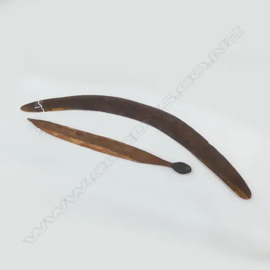 AUSTRALIAN ABORIGINAL WOOMERA (L.510mm) & BOOMERANG  (L.550mm)