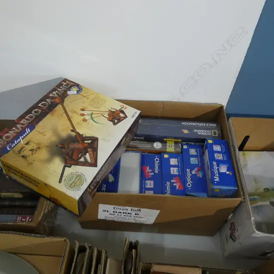 BOX ASST CHILDRENS EDUCATIONAL GAMES & PUZZLES - ALL NEW & UNOPENED