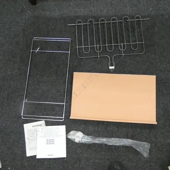 TERRACOTTA BASE PIZZA COOKING SLAB - NEW IN BOX  Ex Sultan of Brunei 