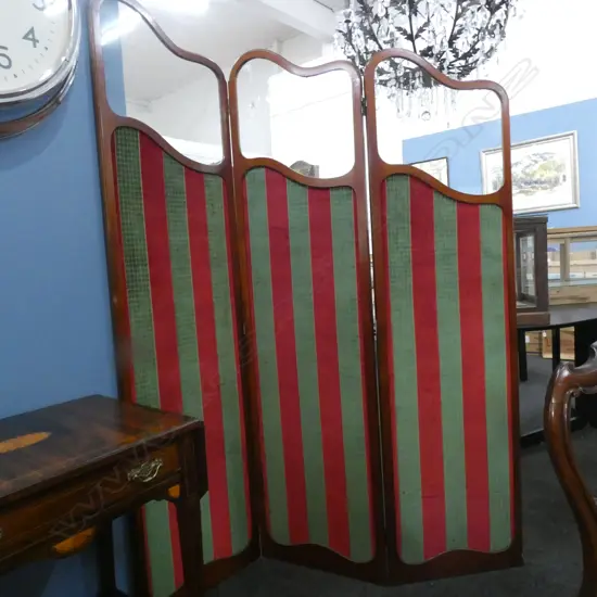 EDWARDIAN  MAHOGANY FRAMED 3 PANEL ROOM DIVIDER - GLASS TOP / GREEN / RED STRIPED FRONT H 1755 W 1300MM