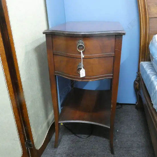 MAHOGANY 2 DRAWER NIGHT STAND 