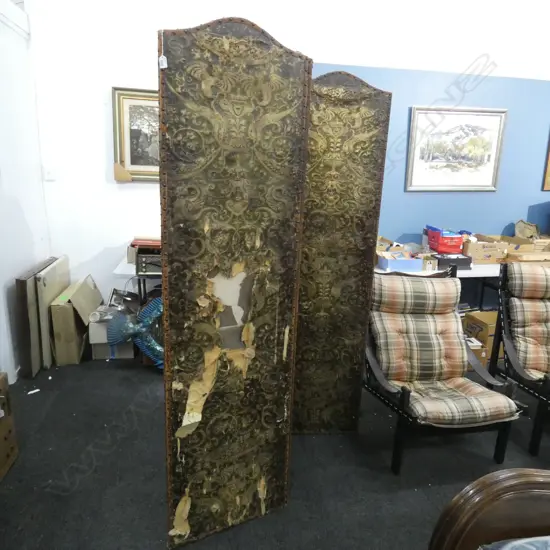 ANTIQUE 3 PANEL SCREEN - IN STATE OF DISREPAIR  H. 2000MM