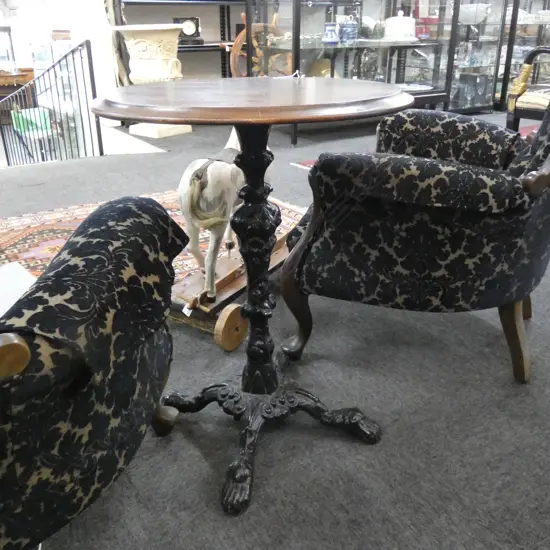 SM MAHOGANY TABLE WITH CAST IRON PEDESTAL BASE DIA 530 H 700MM