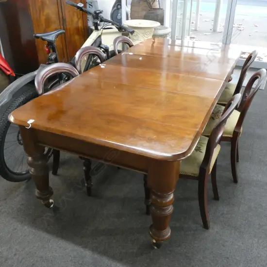 COLONIAL KAURI EXTENSION DINING TABLE 1050 x 2210 x 760mm (fully extended)