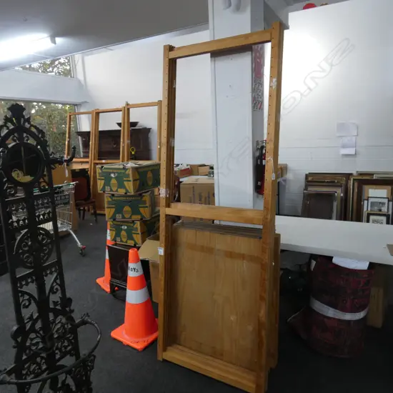 LUNDIA SHELVING 3 UPRIGHTS H2140 X 760 MM + 8 SHELVES W 900 MM