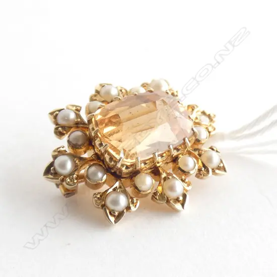 14CT CITRINE & SEED PEARL BROOCH 1 PEARL MISSING