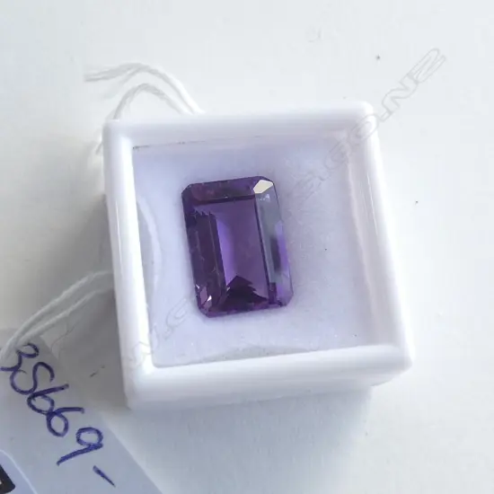 RECTANGULAR 6.74CT AMETHYST