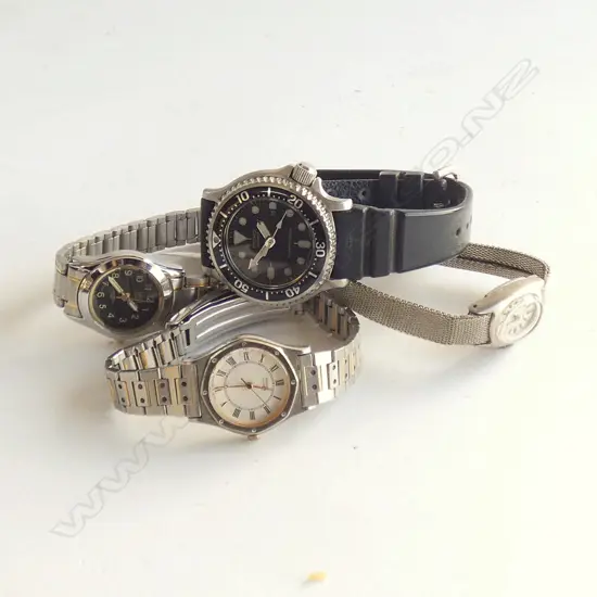 3x SEIKO WATCHES & 1x Q&Q WATCH 