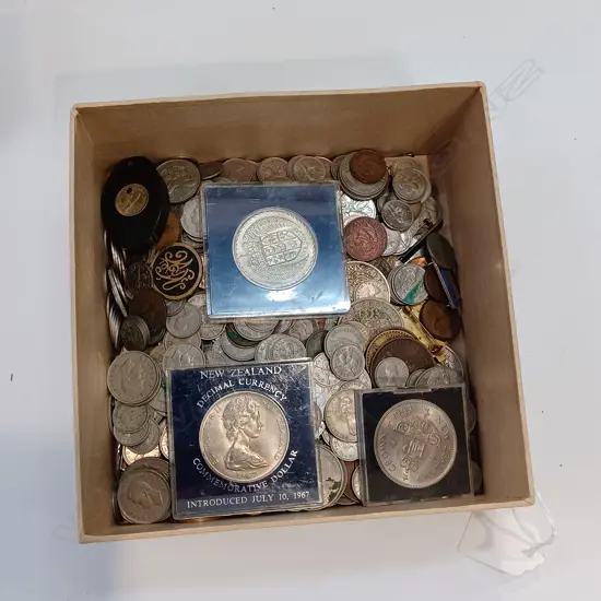 BOX OF ASST. NZ COINS ETC