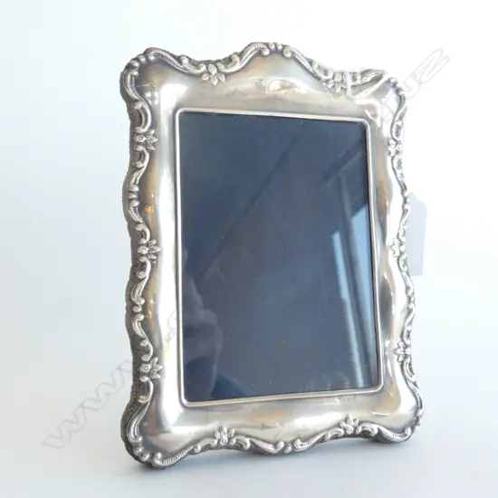 VINTAGE STG SILVER PHOTO FRAME 170 X 125MM