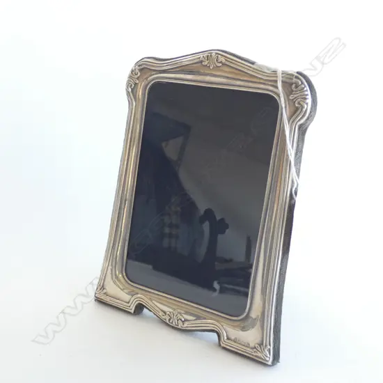 VINTAGE STG SILVER PHOTO FRAME 180 X 135MM