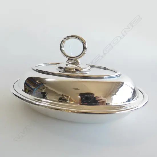 SILVER PLATE LIDDED SERVING DISH  270 X 205MM