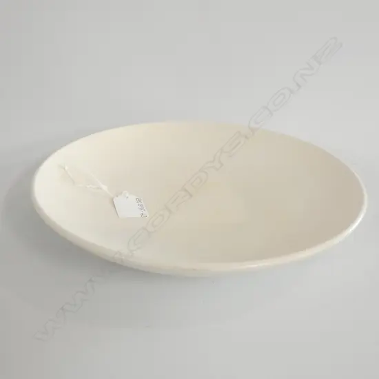 CROWN LYNN WHITE HAND POTTED SHALLOW DISH DIA 255MM