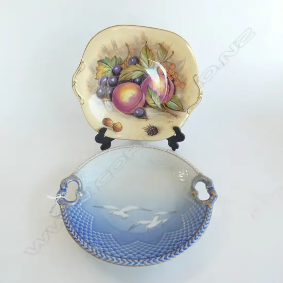 2 PLATES; ROYAL COPENHAGEN SEAGULLS (270MM) & AYNSLEY HAND PAINTED AUTUMN FRUITS