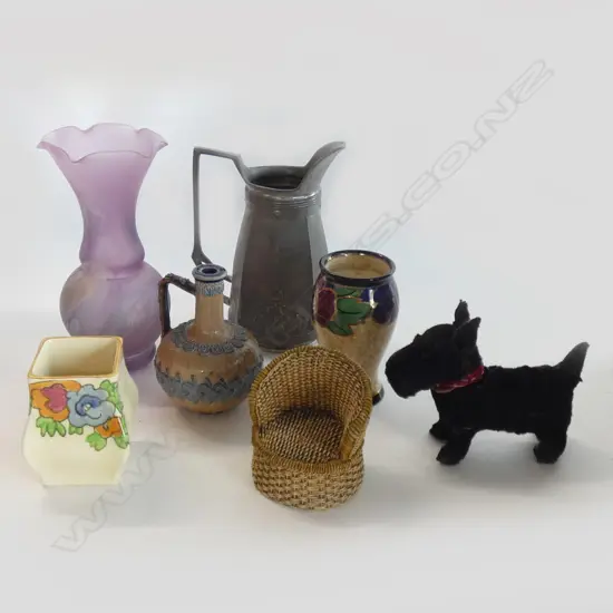 3 MINI VASES ORIVIT JUG GLASS VASE DOG ETC