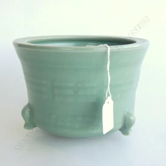 CHINESE CELADON CENSER.