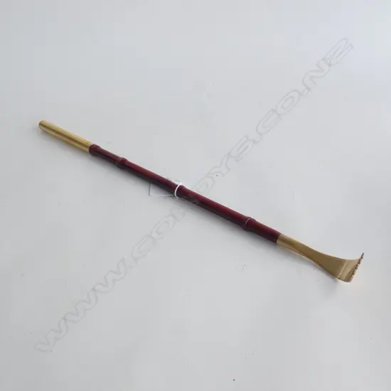 CHINESE ROSEWOOD BACK SCRATCHER L.460mm