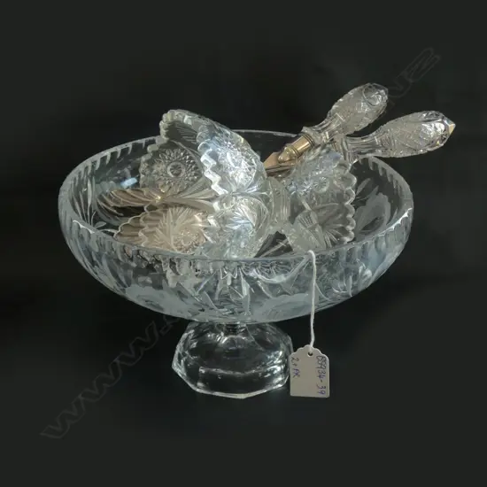 LG CRYSTAL FOOTED BOWL (DIA 235MM) SM CUT GLASS COMPORT  & GLASS HANDLE SALAD SERVERS 