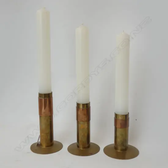 SET 3 GRADUATED BRASS & COPPER CANDLE HOLDERS W CANDLES LARGEST H. 165MM
