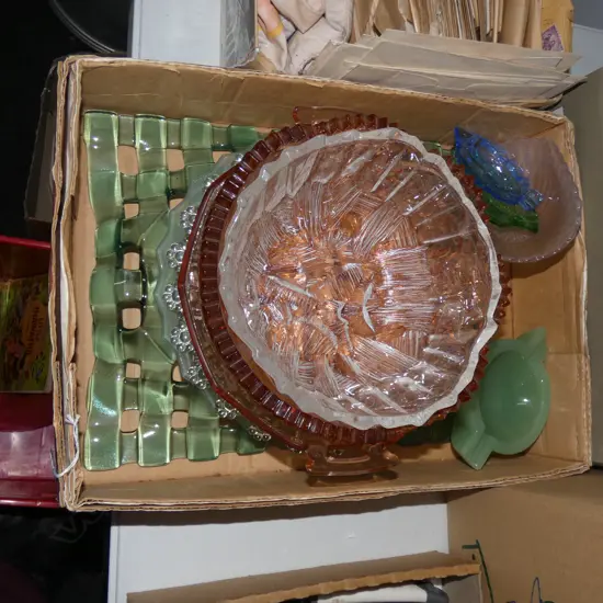 BOX VINTAGE & ART GLASS BOWLS / DISHES & PLATES AF