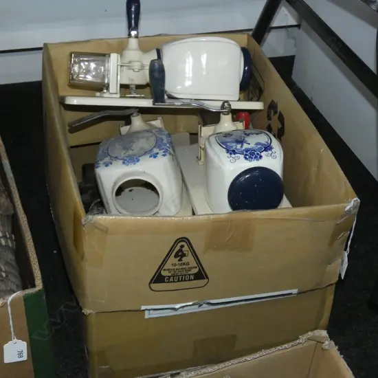BOX LOT ASST. VINTAGE DELFT COFFEE WALL GRINDERS