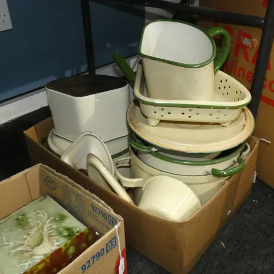 LOT ASST VINTAGE ENAMEL COOKWARE