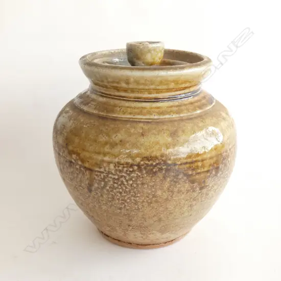 ANDREW VAN DER PUTTEN LIDDED JAR H.160mm