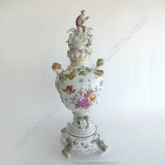 IMPRESSIVE ANTIQUE MEISSEN PORCELAIN LIDDED URN WITH STAND H. 870MM ...  see long description