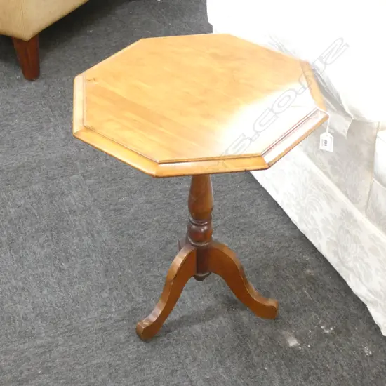 OCTAGONAL MAHOGANY SIDE TABLE BY BRANDT H.520mm