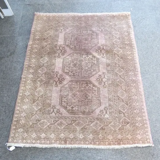 HAND KNOTTED ALL WOOL RUG